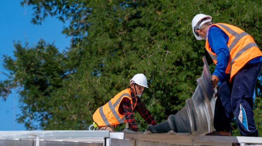 Professional gutter cleaning in Nauvoo, AL